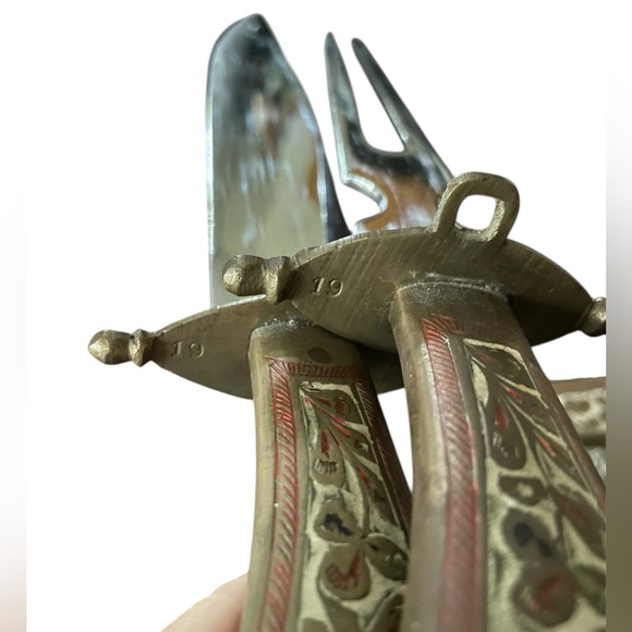 Vintage brass carving set handcrafted knife, fork and sheath, solid intricate - Picture 7 of 11